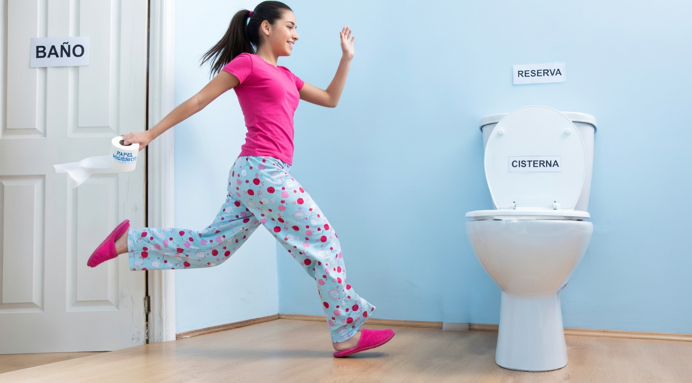 ¿Por qué los pacientes con enfermedad renal a menudo se despiertan 3-4 veces por la noche para orinar?